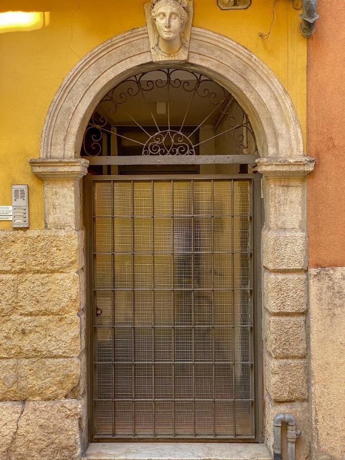 Domus Suites Verona Exterior foto